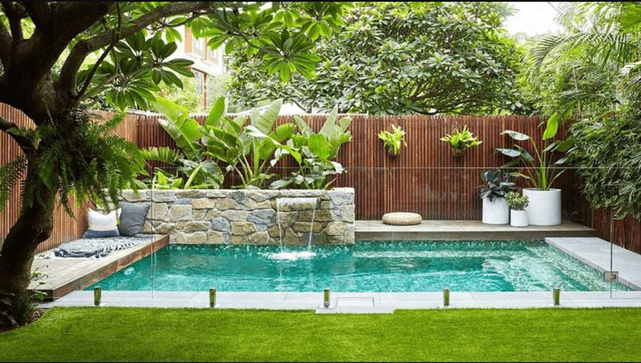 Garden Side Pool